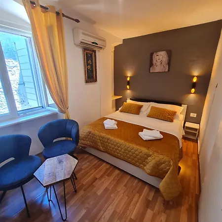 Guest house Inchy - In The Center Of Diocletian's Palace