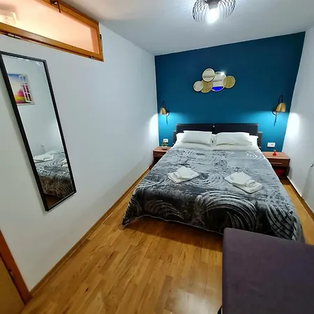 Inchy - In The Center Of Diocletian's Palace Спліт