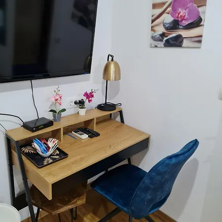 Inchy - In The Center Of Diocletian's Palace