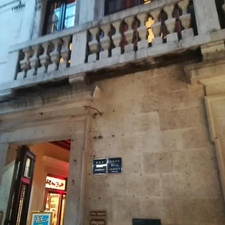 Inchy - In The Center Of Diocletian's Palace Гостьовий будинок 4*