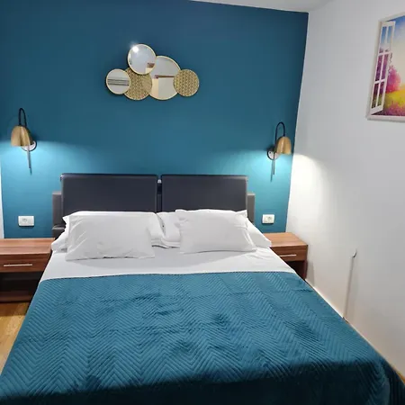 Affittacamere Inchy - In The Center Of Diocletian's Palace 3*