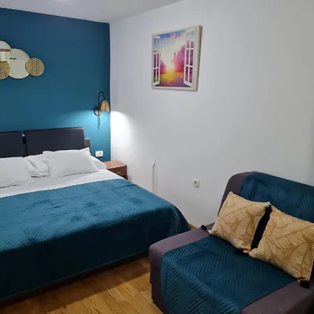 Inchy - In The Center Of Diocletian's Palace 4* Сплит