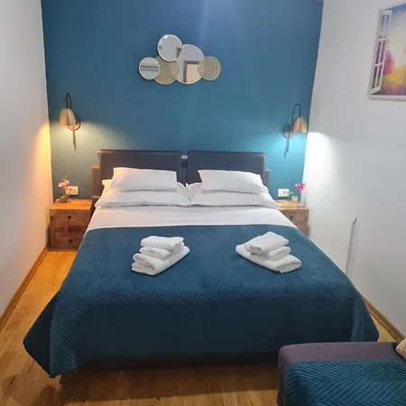 Гостевой дом Inchy - In The Center Of Diocletian's Palace 4*