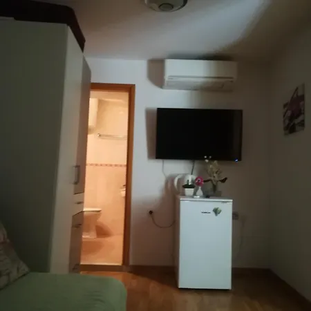Konukevi Inchy 4*