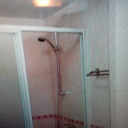 Konukevi Inchy 4*