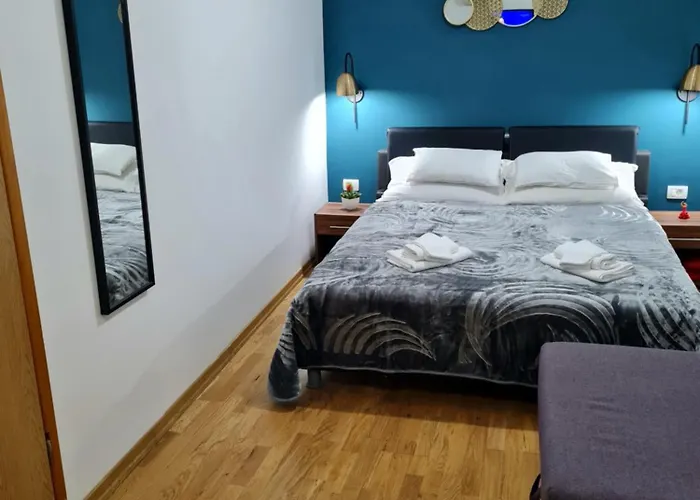 Maison d'hôtes Inchy - In The Center Of Diocletian's Palace 4*