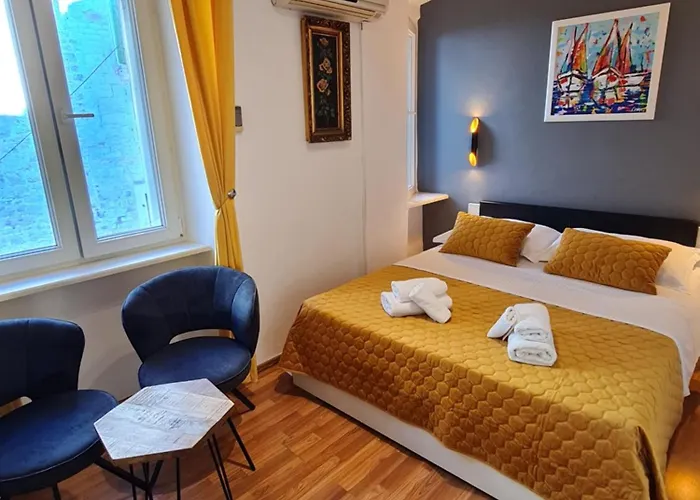 Maison d'hôtes Inchy - In The Center Of Diocletian's Palace