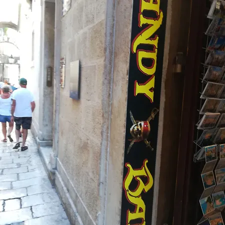 Inchy - In The Heart Of Diocletian's Palace