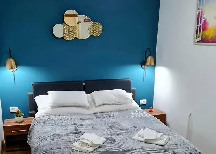 Inchy - In The Center Of Diocletian's Palace Guest house