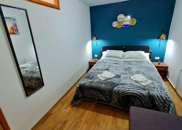 Inchy - In The Center Of Diocletian's Palace Split