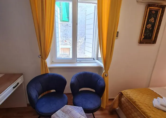 Inchy - In The Center Of Diocletian's Palace Guest house Split