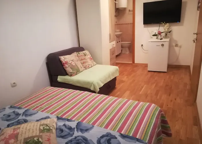 Inchy - In The Center Of Diocletian's Palace Guest house